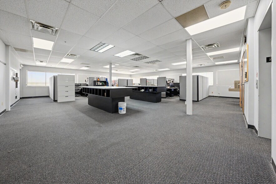 More Photos Of 51214 Industrial Dr, Macomb Warehouse For Sale