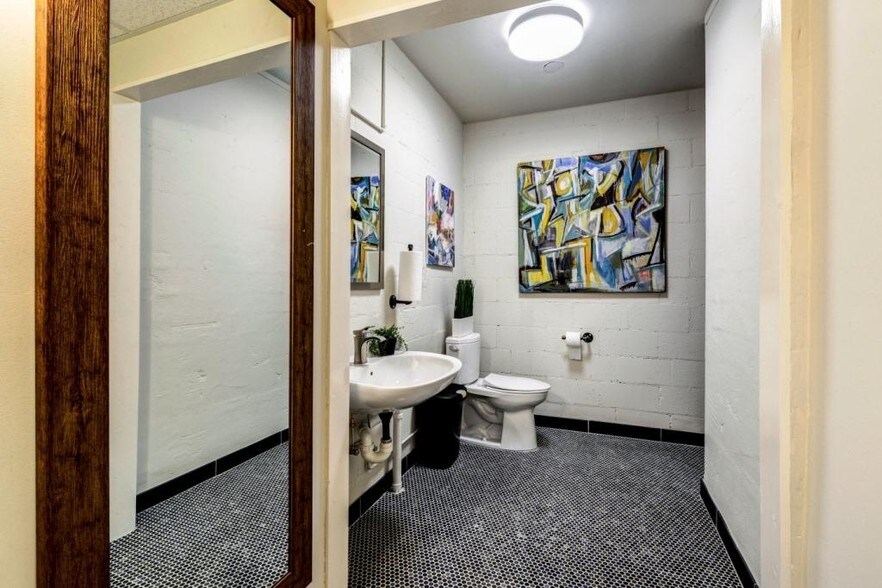 More Photos Of 2390 Main St, Tucker Loft Creative Space For Lease