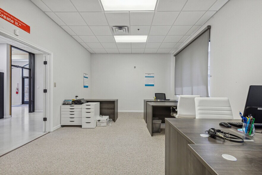 More Photos Of 8501 Wade Blvd, Frisco Medical For Lease