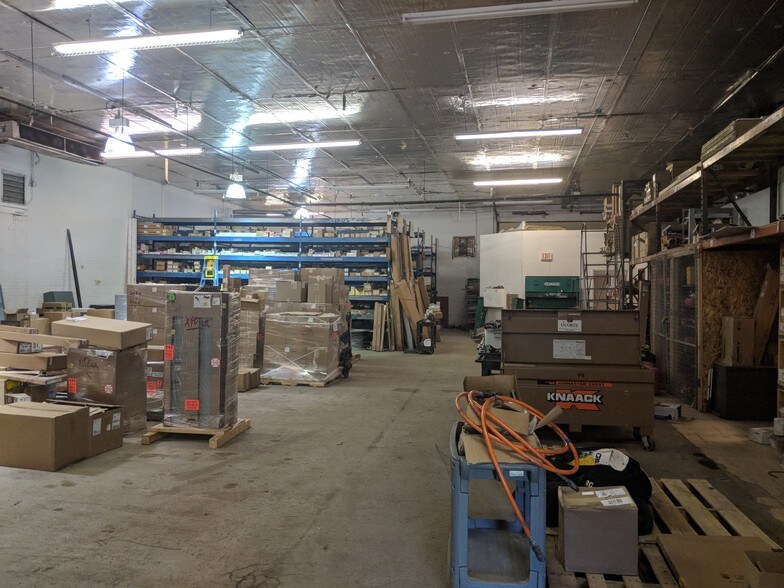 More Photos Of 630 7th Ave, Troy Warehouse For Sale