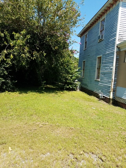 More Photos Of 203 Harpersville Rd, Newport News Office Residential For Lease