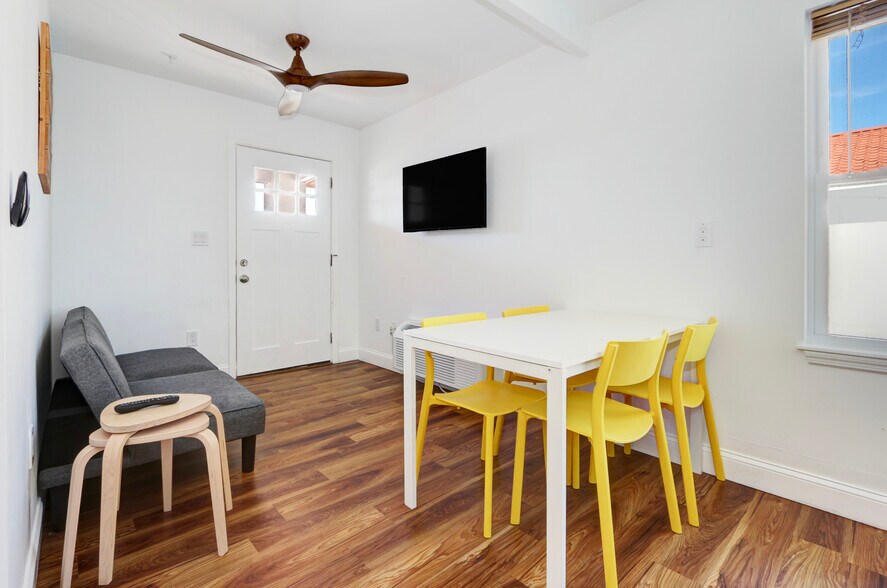 More Photos Of 5100 Atlantic Ave, Wildwood Hotel For Sale