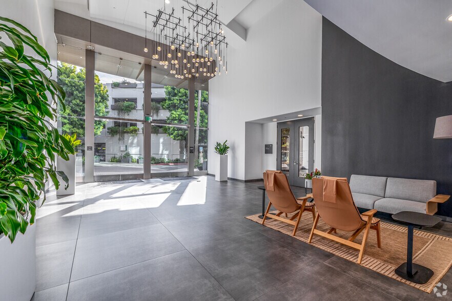 More Photos Of 27101-27201 Puerta Real, Mission Viejo Unknown For Lease