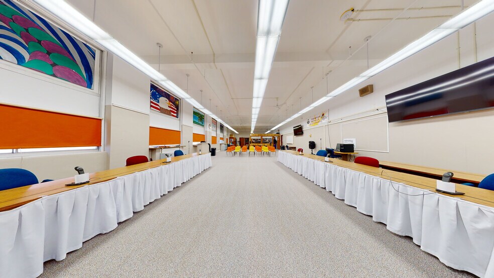 More Photos Of 410 Colorado Ave, Laurel Office For Sale