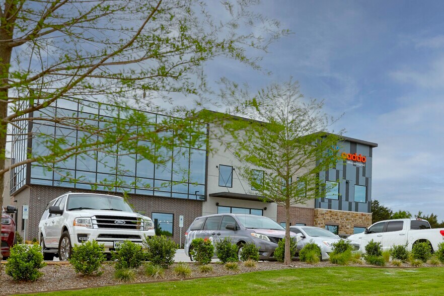 More Photos Of 2201 Spinks Rd, Flower Mound Office For Lease