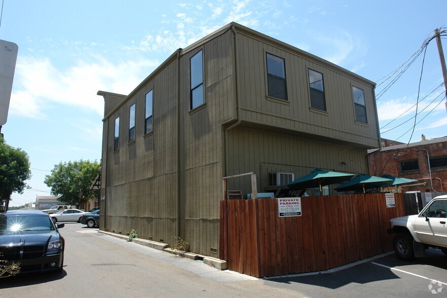 More Photos Of 656 5th St, Lincoln General Retail For Sale