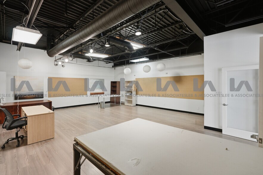 More Photos Of 18788 96th Ave, Surrey Warehouse For Lease