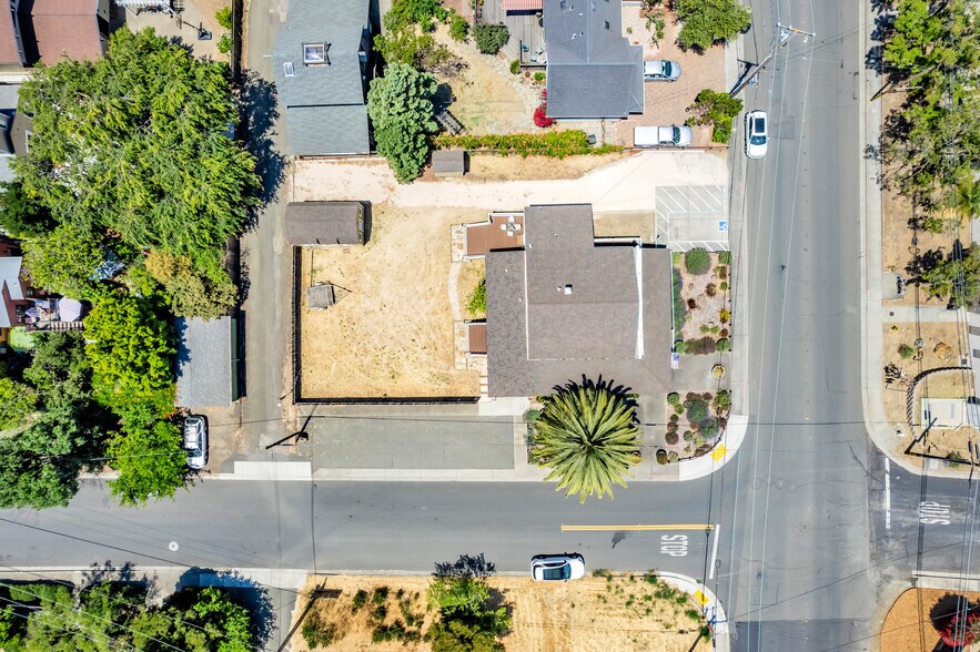 More Photos Of 602 W K St, Benicia Freestanding For Sale