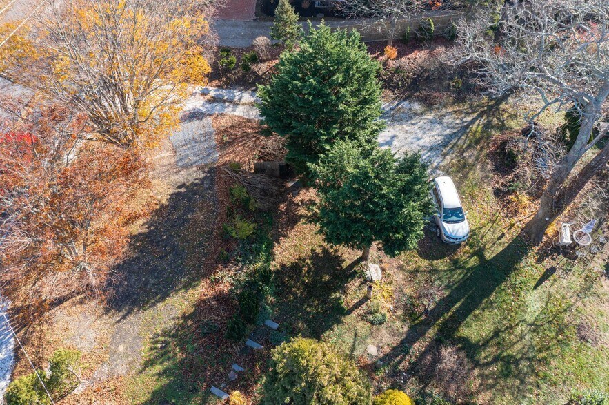 More Photos Of 723 Main St, Chatham Land For Sale