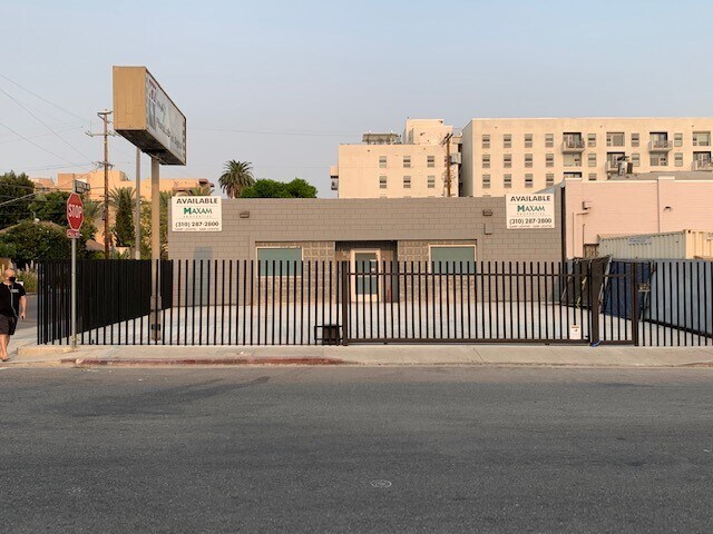 Primary Photo Of 1160 N Las Palmas Ave, Los Angeles Loft Creative Space For Lease
