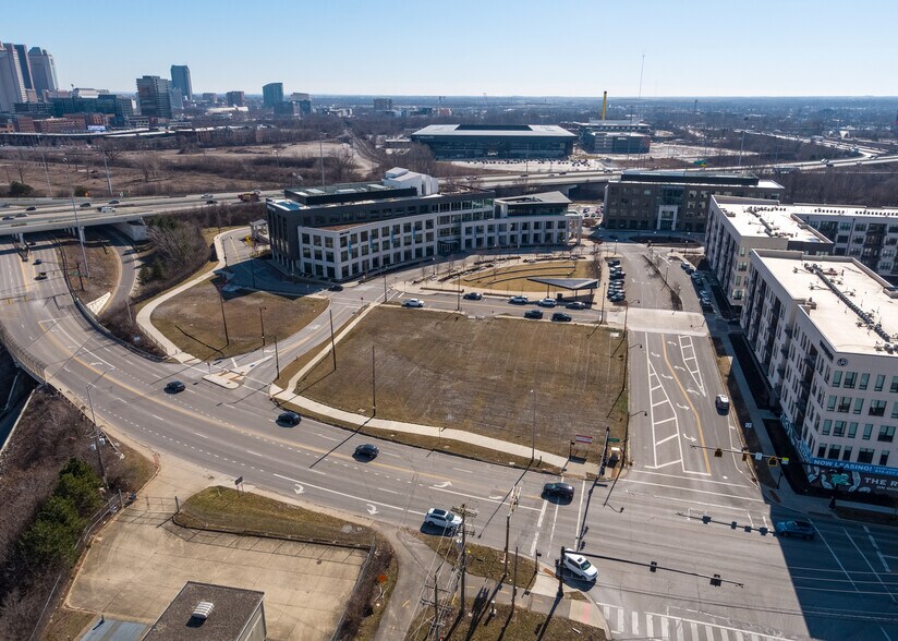 More Photos Of 555 W Goodale St, Columbus Land For Lease