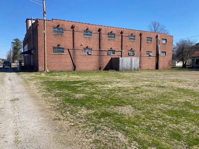 More Photos Of 400 Green St E, Wilson Religious Facility For Sale