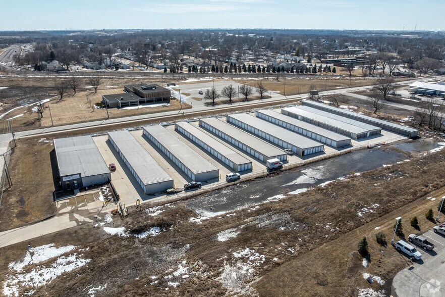 More Photos Of 730 S 29th St, Fort Dodge Self Storage For Sale