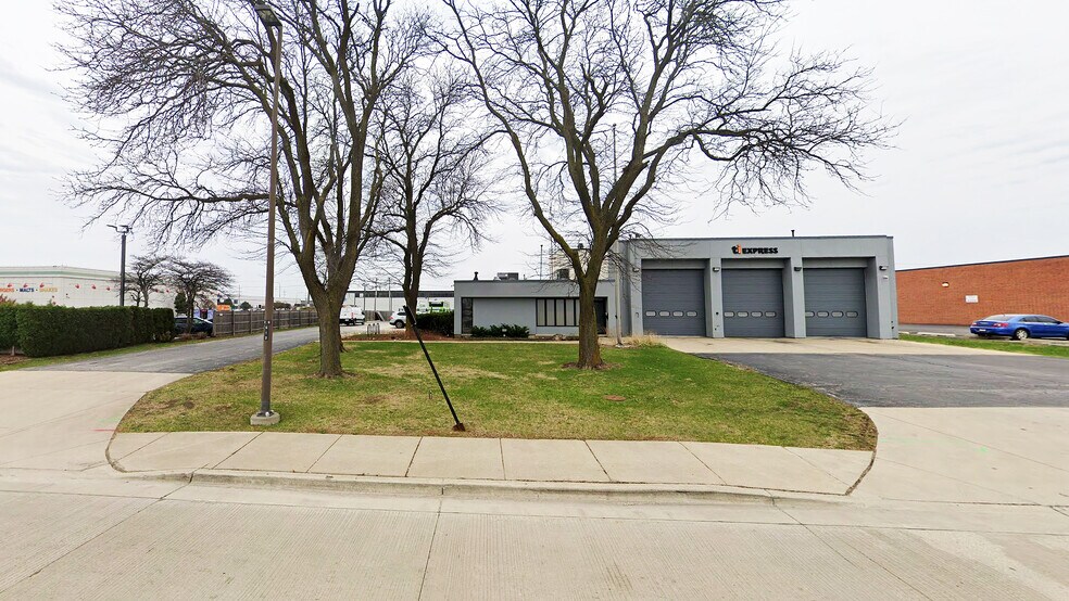 More Photos Of 1655 Greenleaf Ave, Elk Grove Village Service For Lease