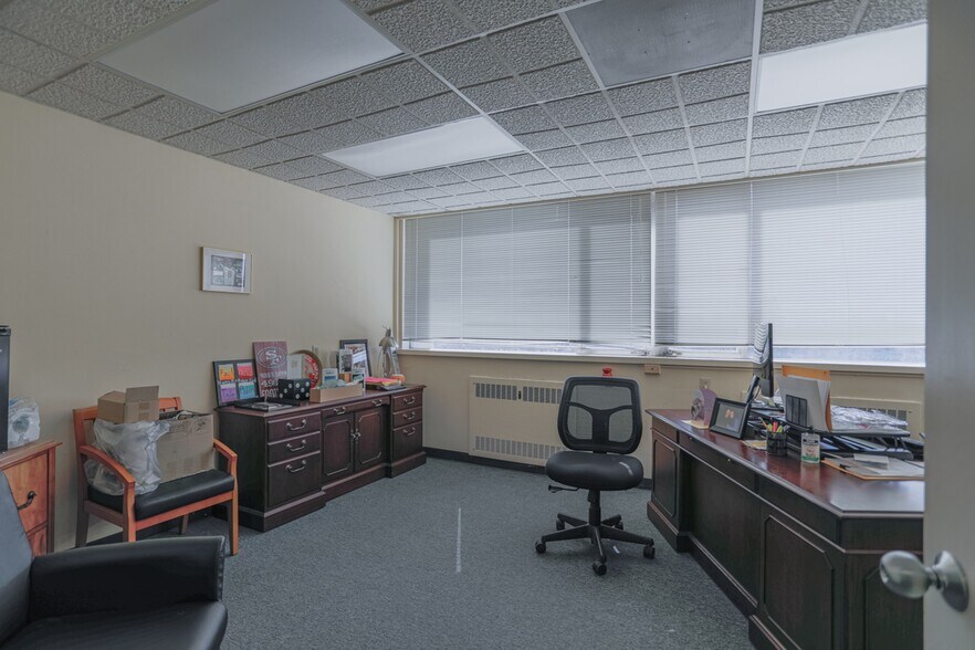 More Photos Of 2801 N 7th St, Wausau Medical For Sale