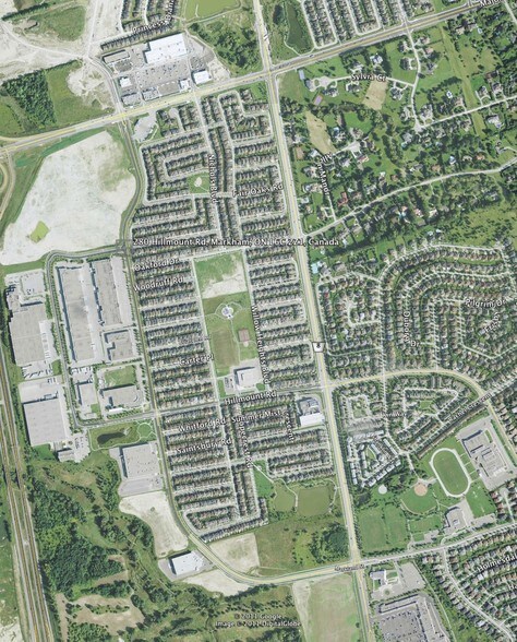 More Photos Of 280 Hillmount Rd, Markham Warehouse For Lease