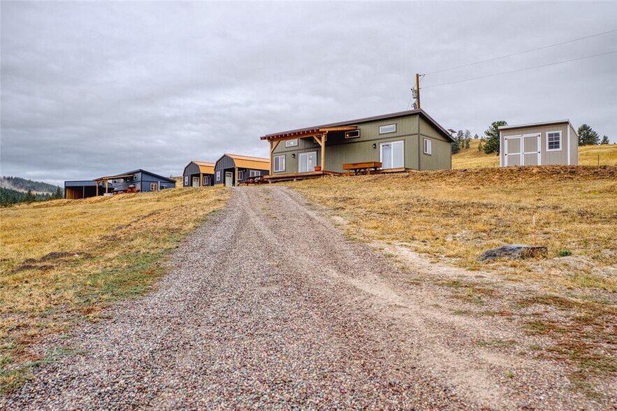 More Photos Of 7000 Browns Meadow Rd, Niarada Multifamily For Sale