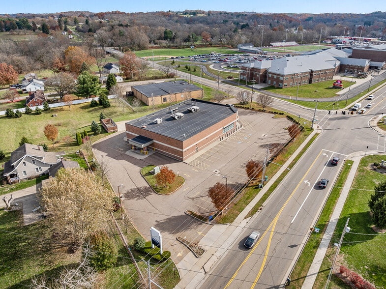 More Photos Of 4042 Cleveland Ave SW, Canton Drugstore For Lease