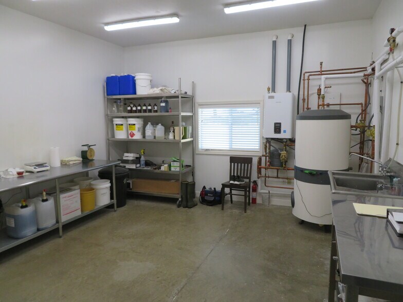 More Photos Of 100 Homestead Ave, Hillsboro Warehouse For Sale