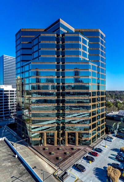 More Photos Of 3399 Peachtree Rd NE, Atlanta Coworking Space