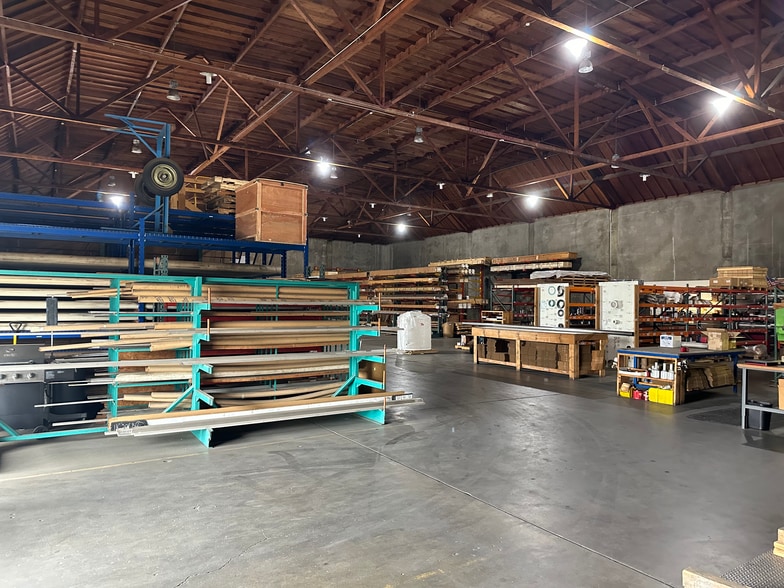 More Photos Of 2084 Lapham Dr, Modesto Warehouse For Sale