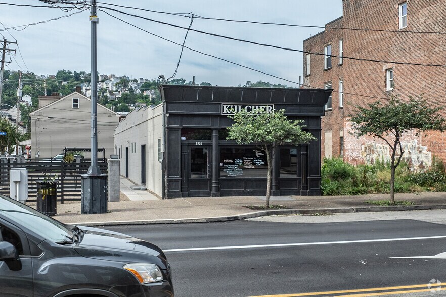 More Photos Of 2526 E Carson St, Pittsburgh Bar For Sale
