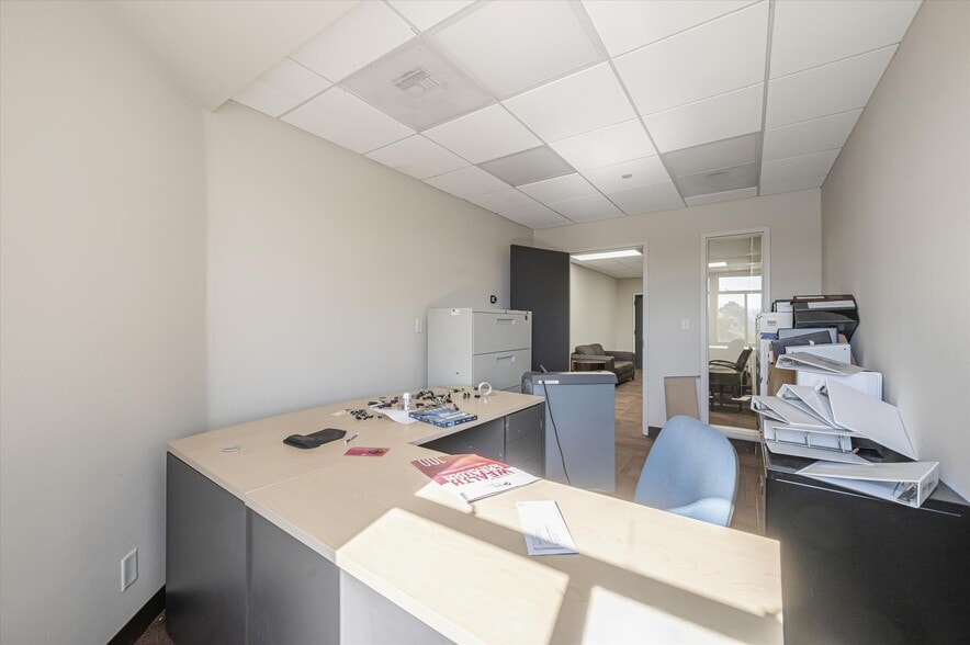 More Photos Of 370-390 Bridge Pky, Redwood City Medical For Lease