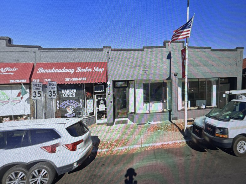 Primary Photo Of 23-21 Broadway, Fair Lawn Storefront Retail Office For Lease
