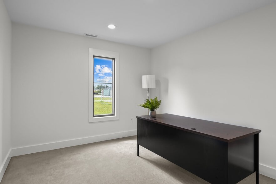 More Photos Of 5447 Hwy 70, Morehead City Office For Lease