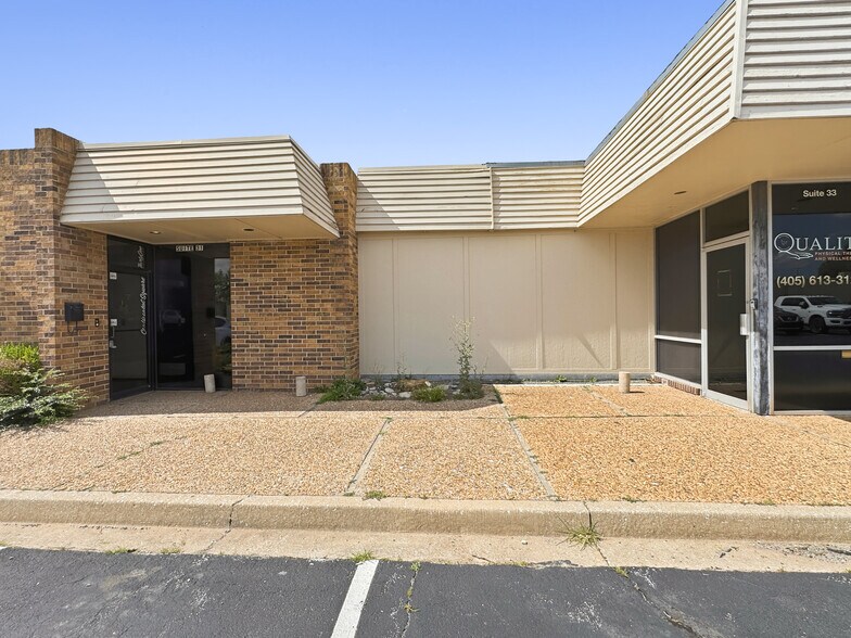 More Photos Of 1212 Air Depot, Midwest City Office For Lease
