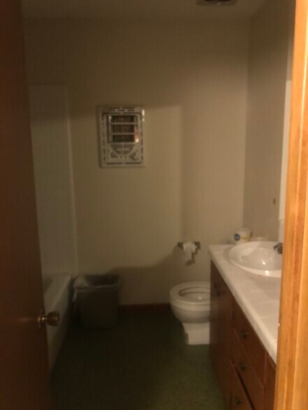 More Photos Of 3101 N 12th St, Abilene Religious Facility For Sale