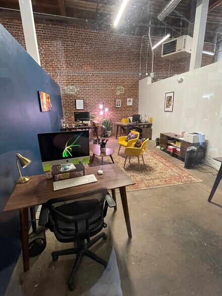 More Photos Of 1320 Hampton Avenue Ext, Greenville Unknown For Lease