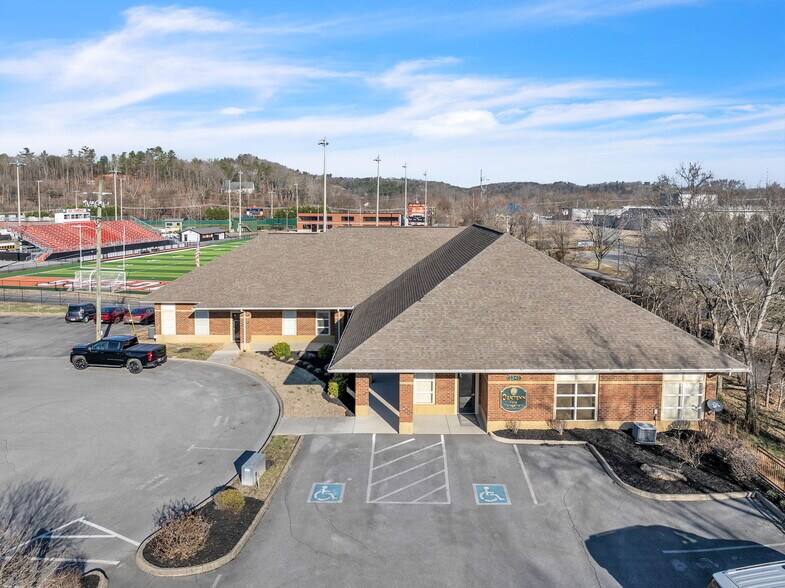 Primary Photo Of 2540 Sand Pike Blvd, Pigeon Forge Office For Lease