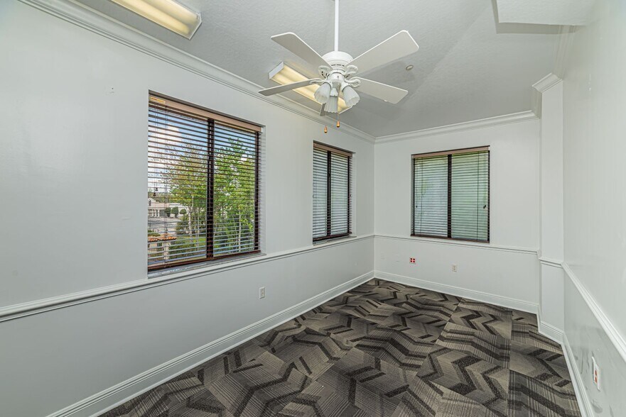 More Photos Of 200 Via De Lago, Altamonte Springs Office For Lease