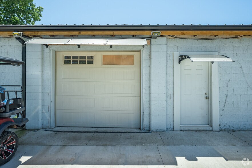 More Photos Of 872 W Main St, Spartanburg Light Manufacturing For Sale