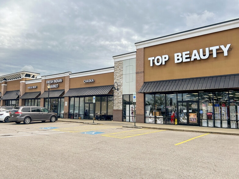 More Photos Of 7016-7280 GB Alford Hwy, Holly Springs Unknown For Lease
