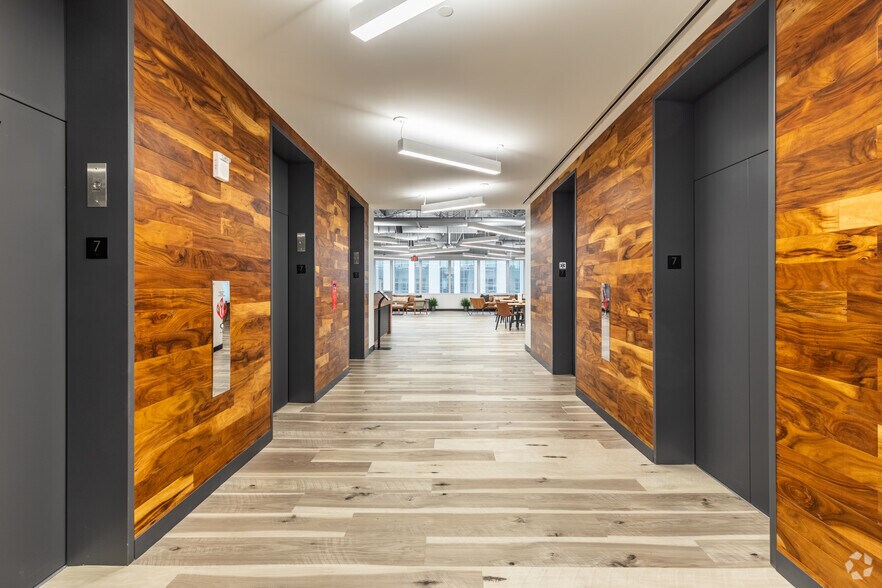 More Photos Of 2300 Wilson Blvd, Arlington Office For Lease