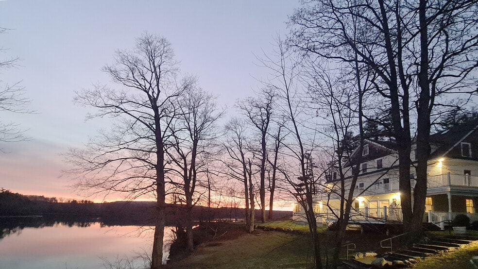 More Photos Of 615 Laurel St, Lee Hospitality For Sale