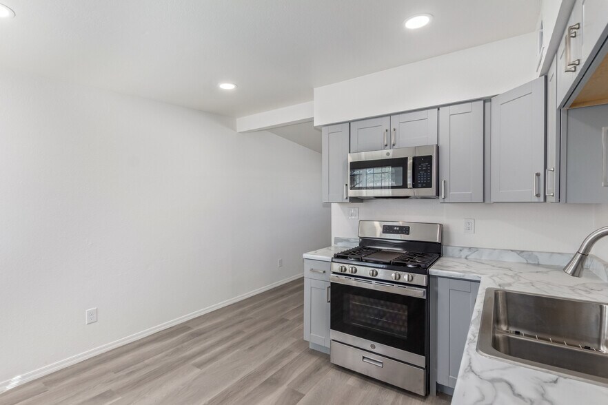 More Photos Of 254 N Melwood Ave, Tucson Apartments For Sale