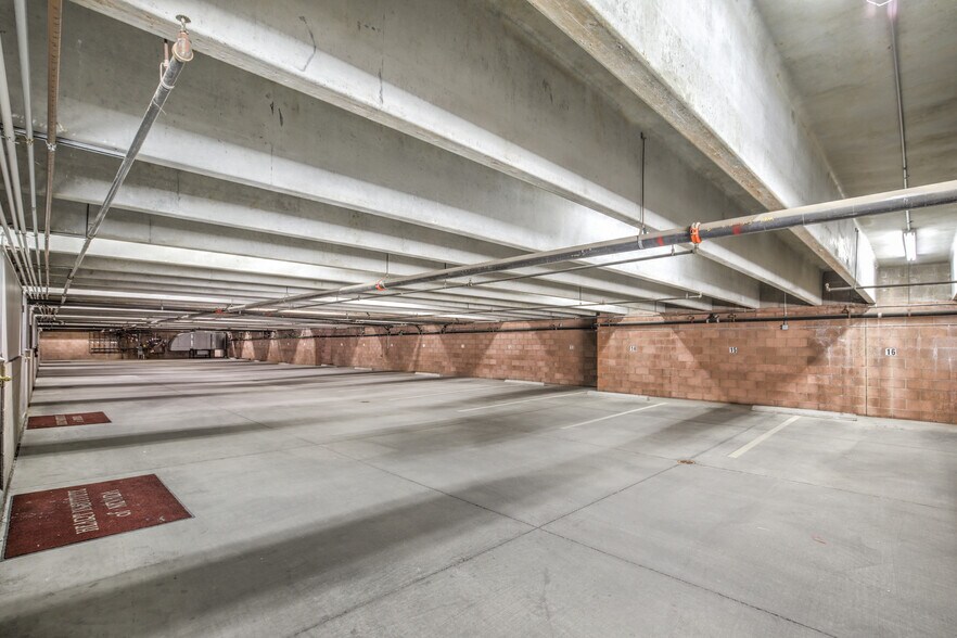 More Photos Of 4425 S Pecos Rd, Las Vegas Medical For Sale