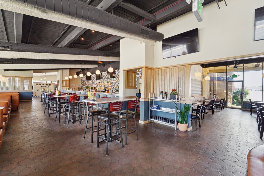 More Photos Of 2133 S Sheridan Blvd, Denver Restaurant For Lease