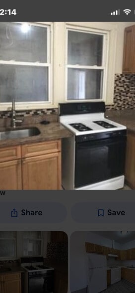 More Photos Of 112-21 Farmers Blvd, Saint Albans Storefront Retail Residential For Sale