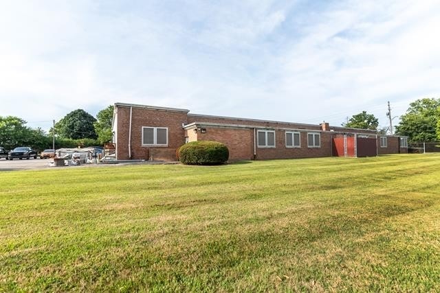 More Photos Of 3235 N Emerson Ave, Indianapolis Office For Sale