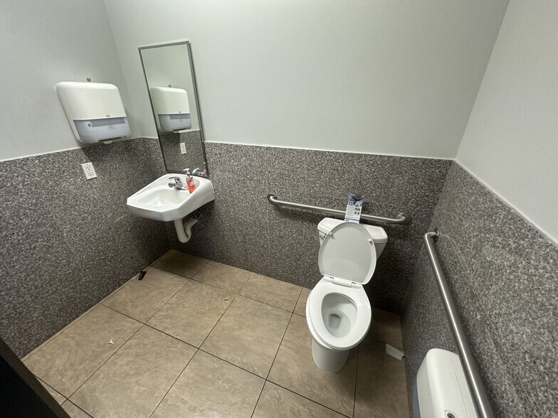More Photos Of 8112 Milliken Ave, Rancho Cucamonga Medical For Lease