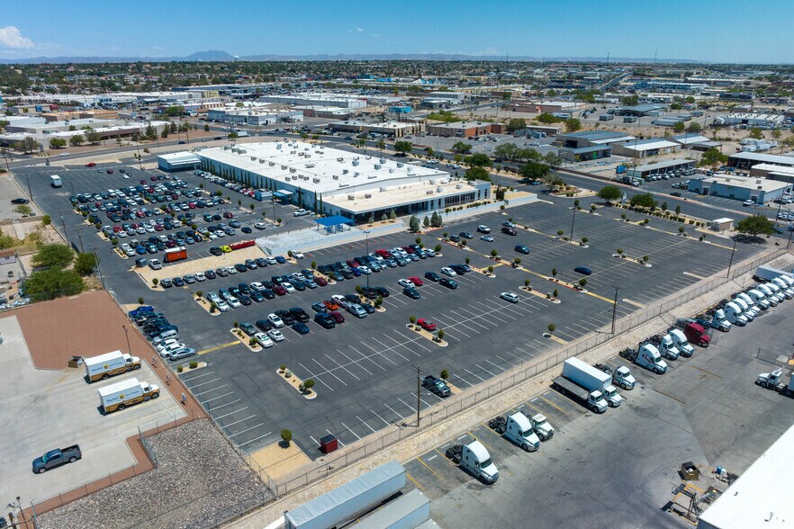 More Photos Of 1359 Lomaland Dr, El Paso Office For Lease