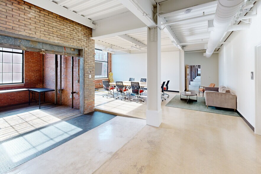 More Photos Of 7514 Thomas Blvd, Pittsburgh Office For Lease