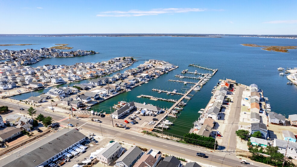 More Photos Of 3245 Route 35 N, Lavallette Marina For Sale