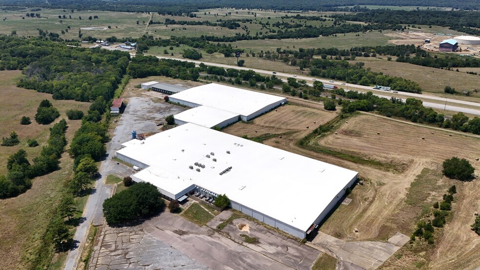 Primary Photo Of 398 Vinita Allen Rd, Atoka Warehouse For Lease