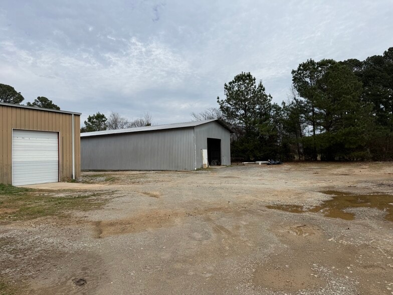 More Photos Of 3710 Indian Hills NE Rd, Hartselle Industrial For Lease