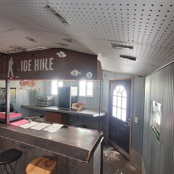 More Photos Of 511 Fergus Ave, Erhard Restaurant For Sale